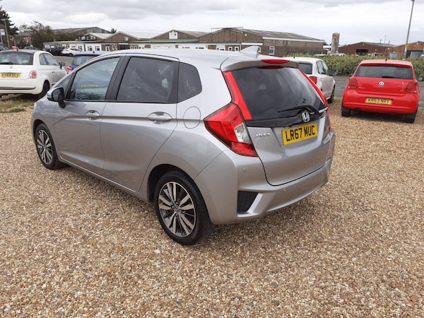 Used Honda Jazz 2017 for sale - 75669911: Photo 5