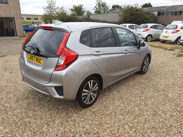 Used Honda Jazz 2017 for sale - 75669911: Photo 7