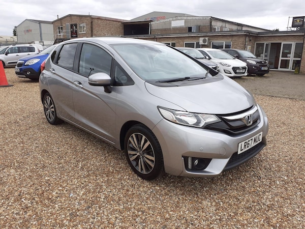 Used Honda Jazz 2017 for sale - 75669911: Photo 9