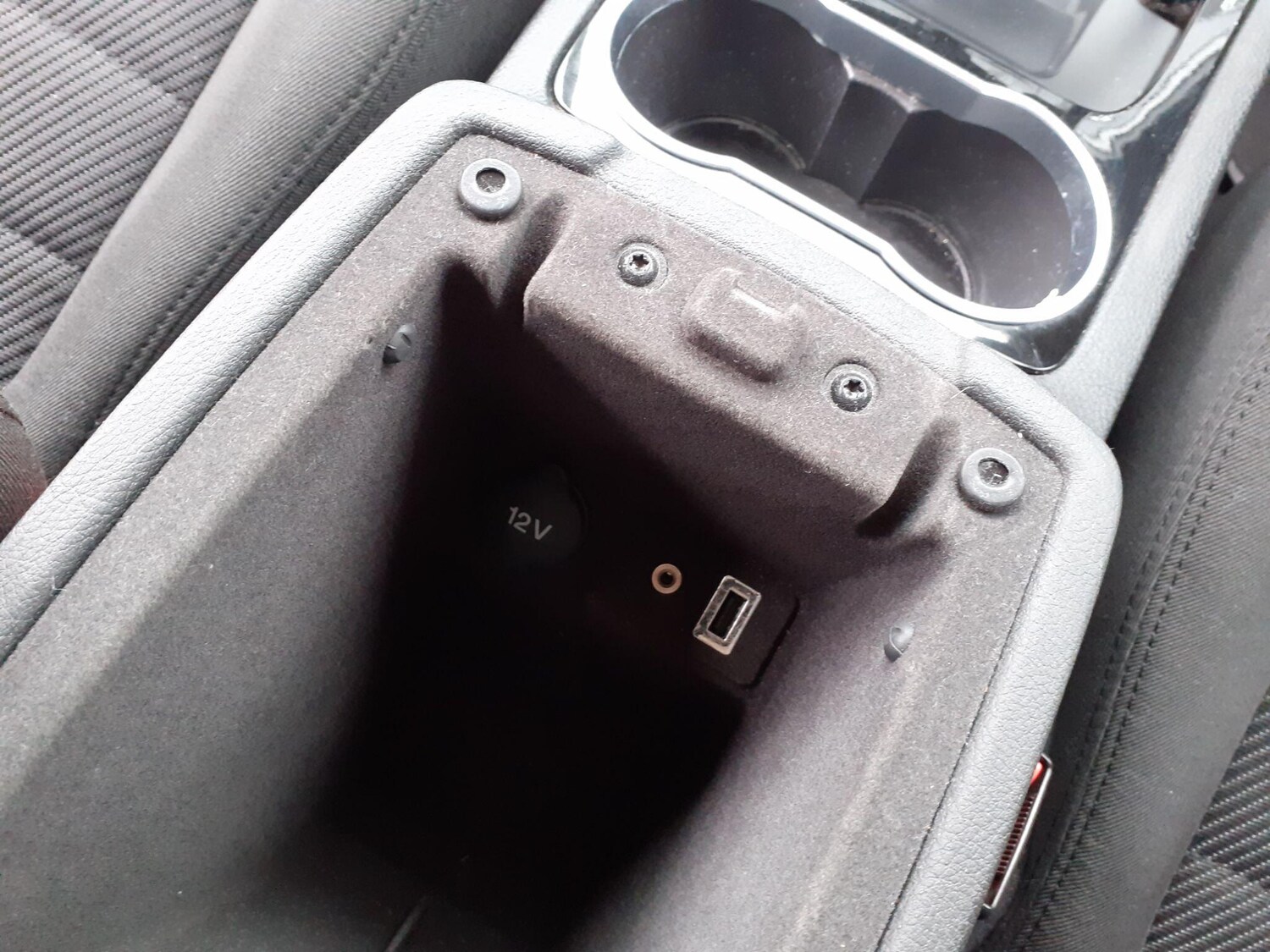 Used Ford S-Max for sale - 77753063: Photo 17