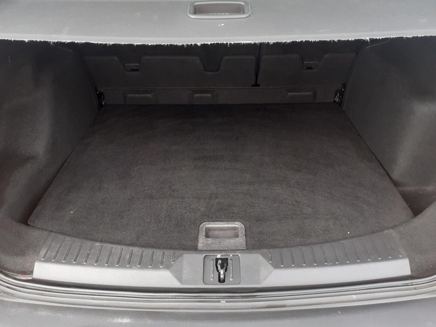 Used Ford Kuga 2015 for sale - 76945680: Photo 10