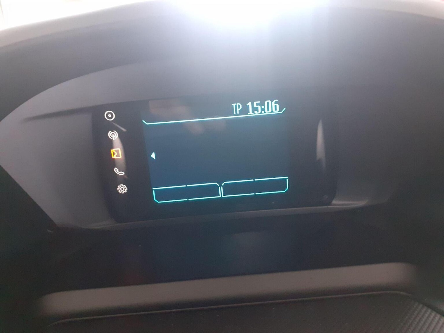 Used Ford Kuga 2015 for sale - 76945680: Photo 20