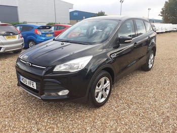 Used Ford Kuga 2015 for sale - 76945680: Photo