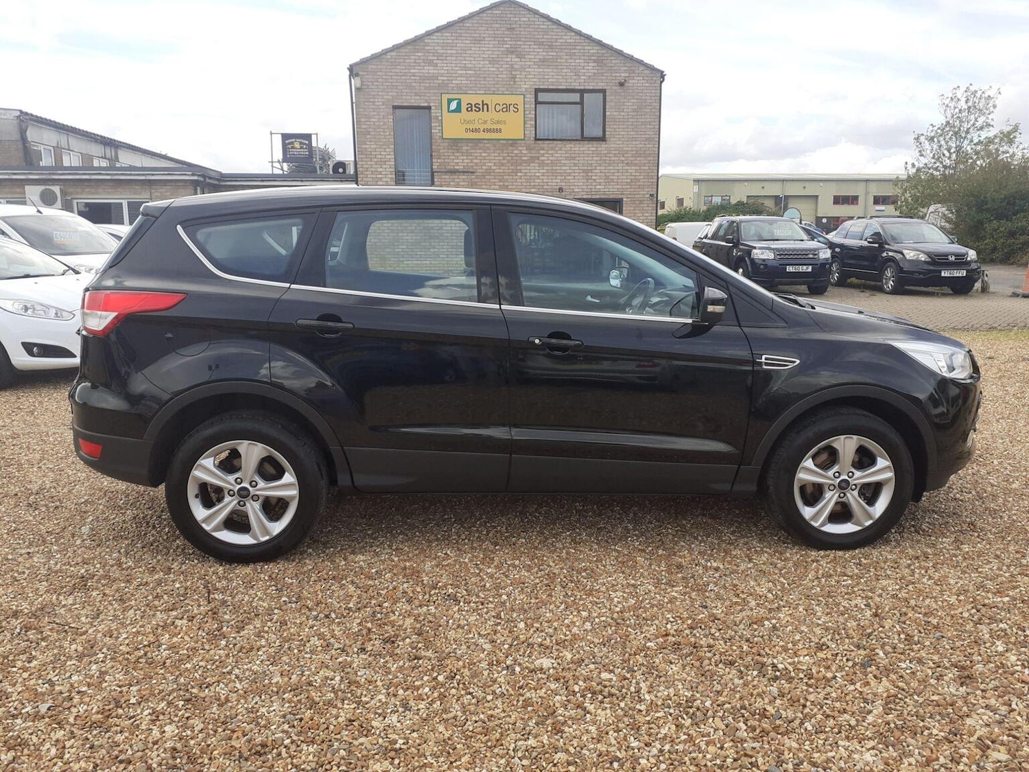Used Ford Kuga 2015 for sale - 76945680: Photo 8