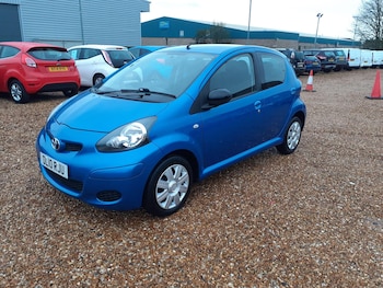 Used Toyota AYGO 2010 for sale - 77189339: Photo