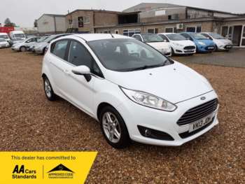 (13) - 1.5 TDCi Zetec Euro 5 5dr