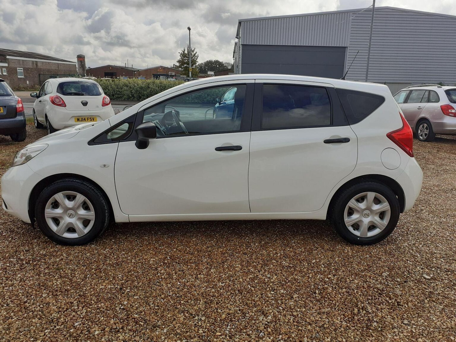 Used Nissan Note 2015 for sale - 76945687: Photo 4
