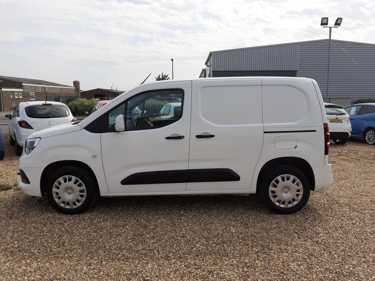 Used Vauxhall Combo for sale - 77570468: Photo 5