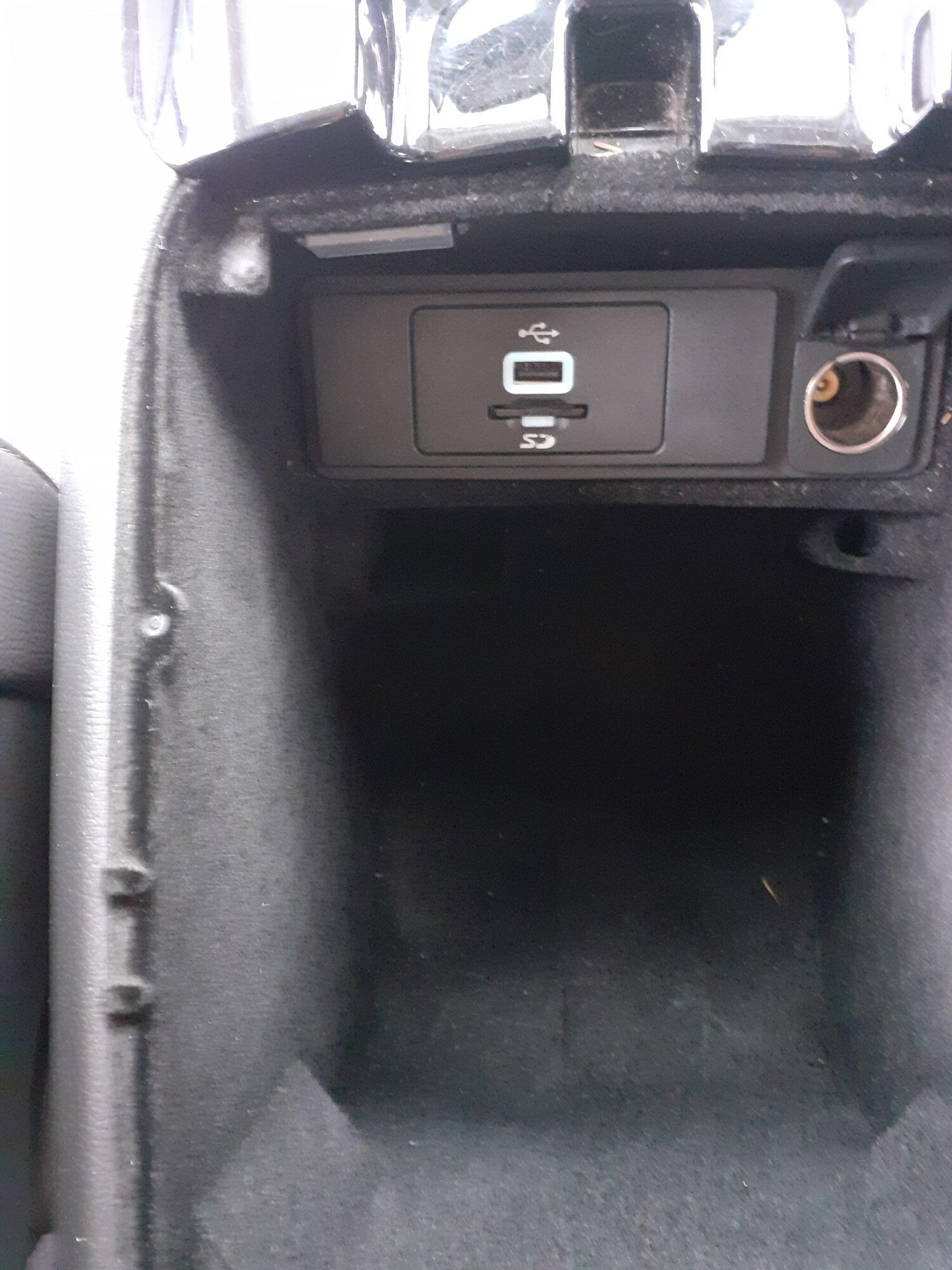 Used Ford Mondeo 2015 for sale - 77657669: Photo 25