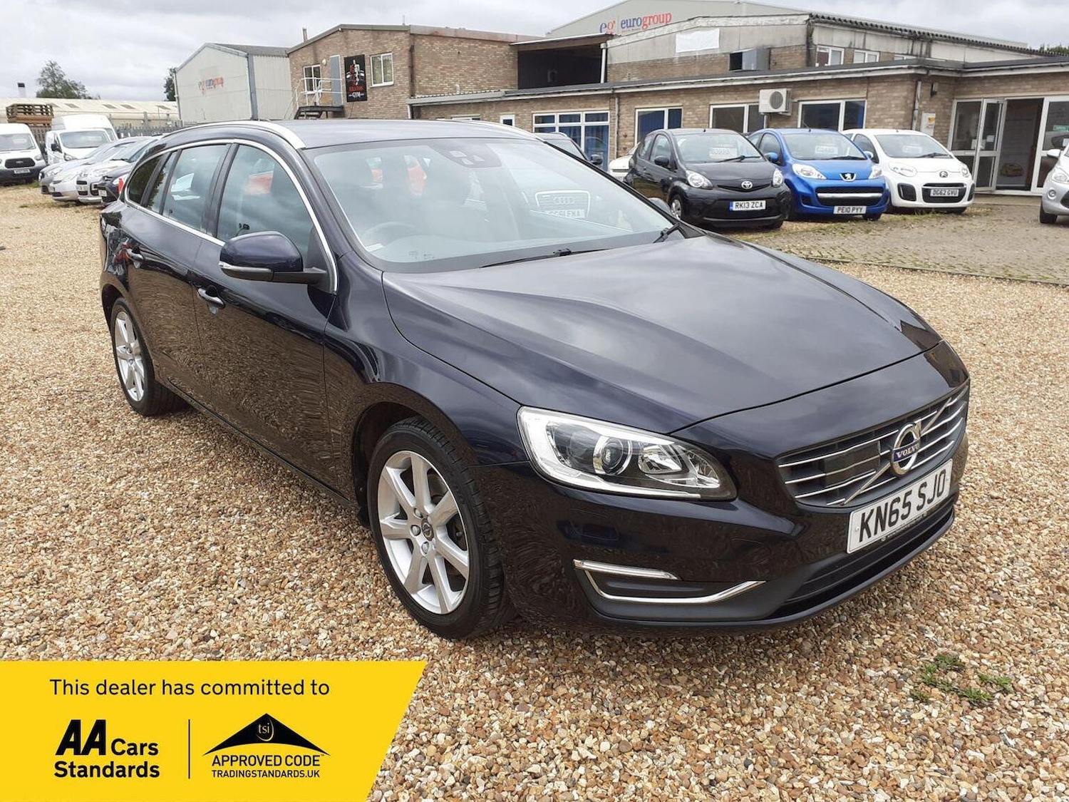 Used Volvo V60 2015 for sale - 76945686: Photo 1