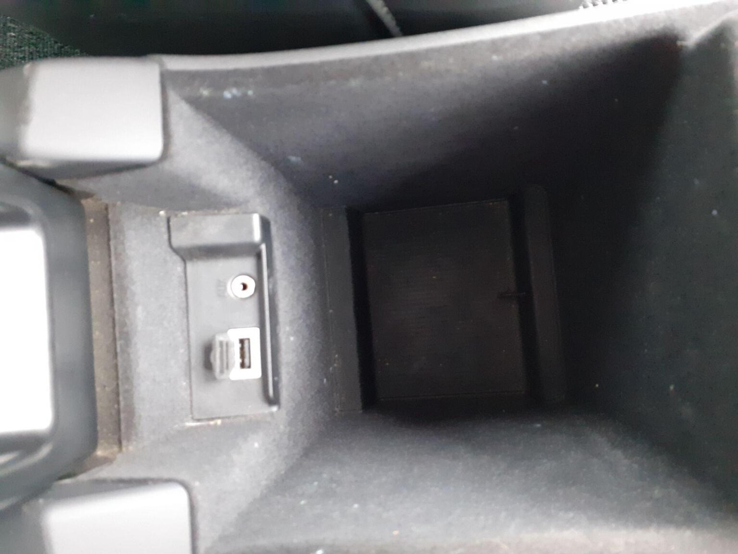 Used Volvo V60 2015 for sale - 76945686: Photo 18