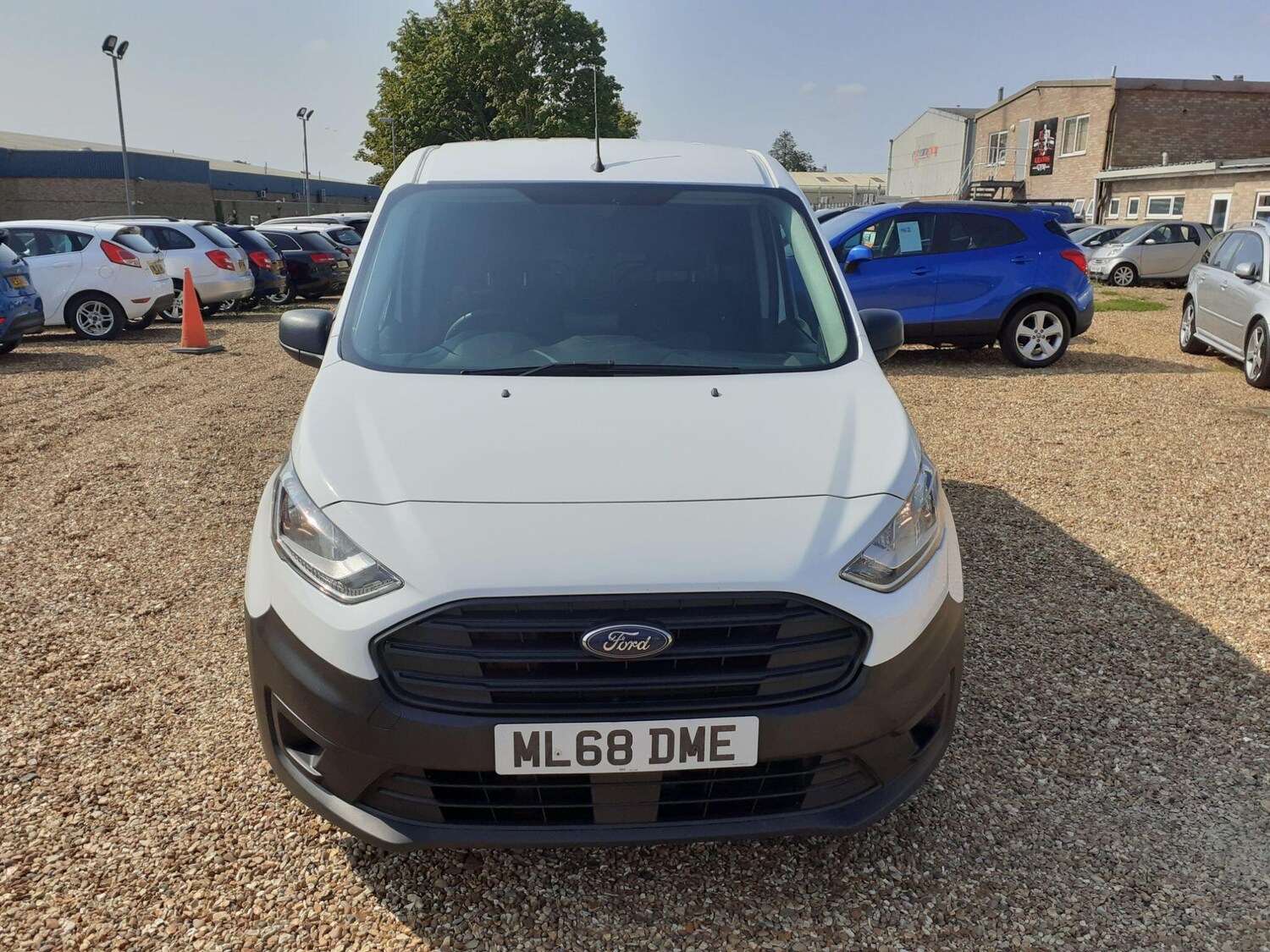 Used Ford Transit Connect 2018 for sale - 76945685: Photo 2