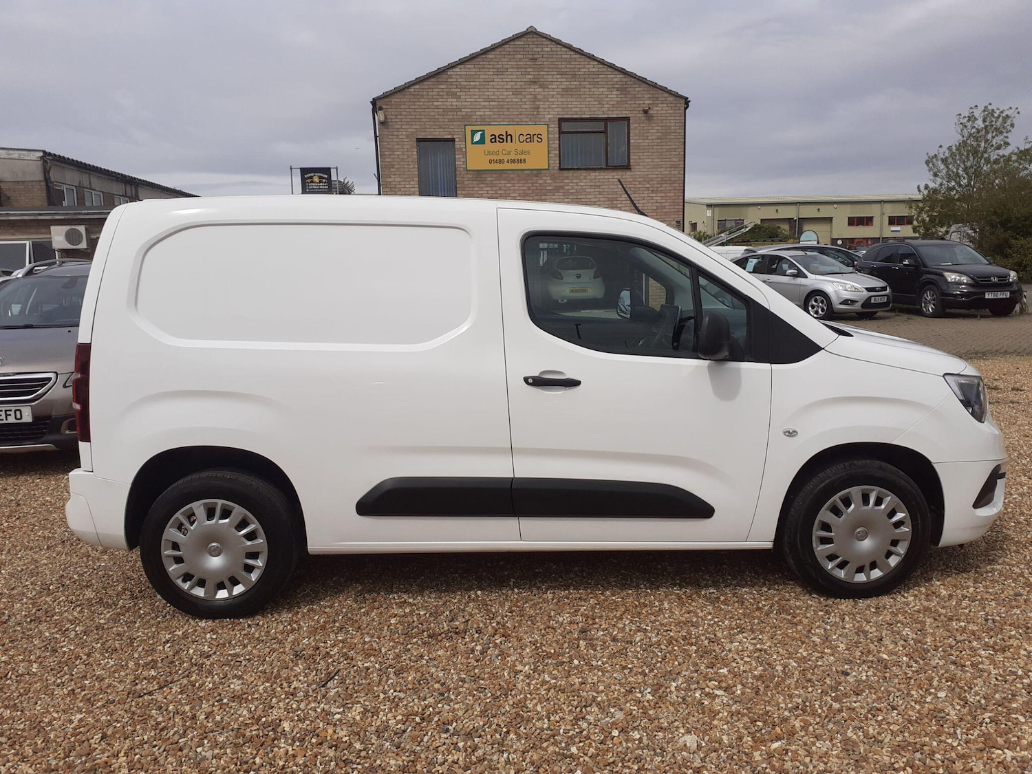 Used Vauxhall Combo 2020 for sale - 76945684: Photo 10