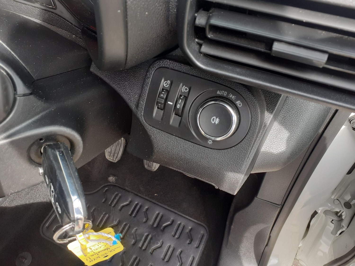 Used Vauxhall Combo 2020 for sale - 76945684: Photo 15