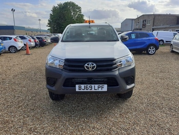 Used Toyota Hilux 2019 for sale - 76945688: Photo
