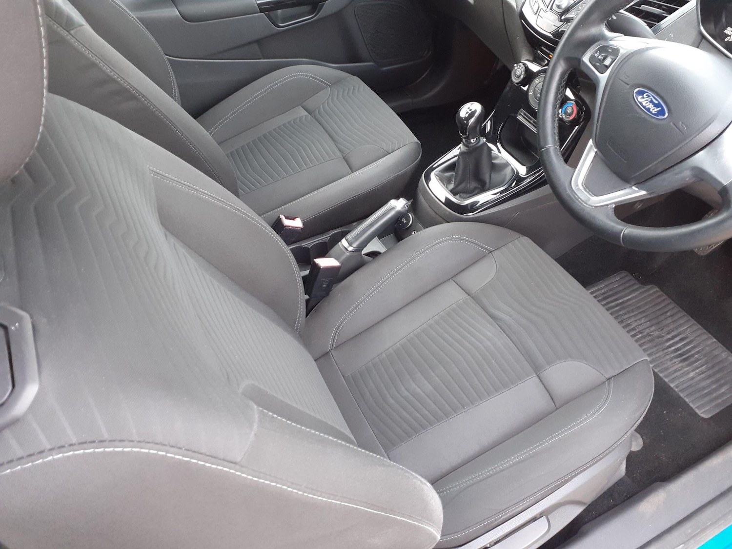 Used Ford Fiesta 2015 for sale - 76167000: Photo 14