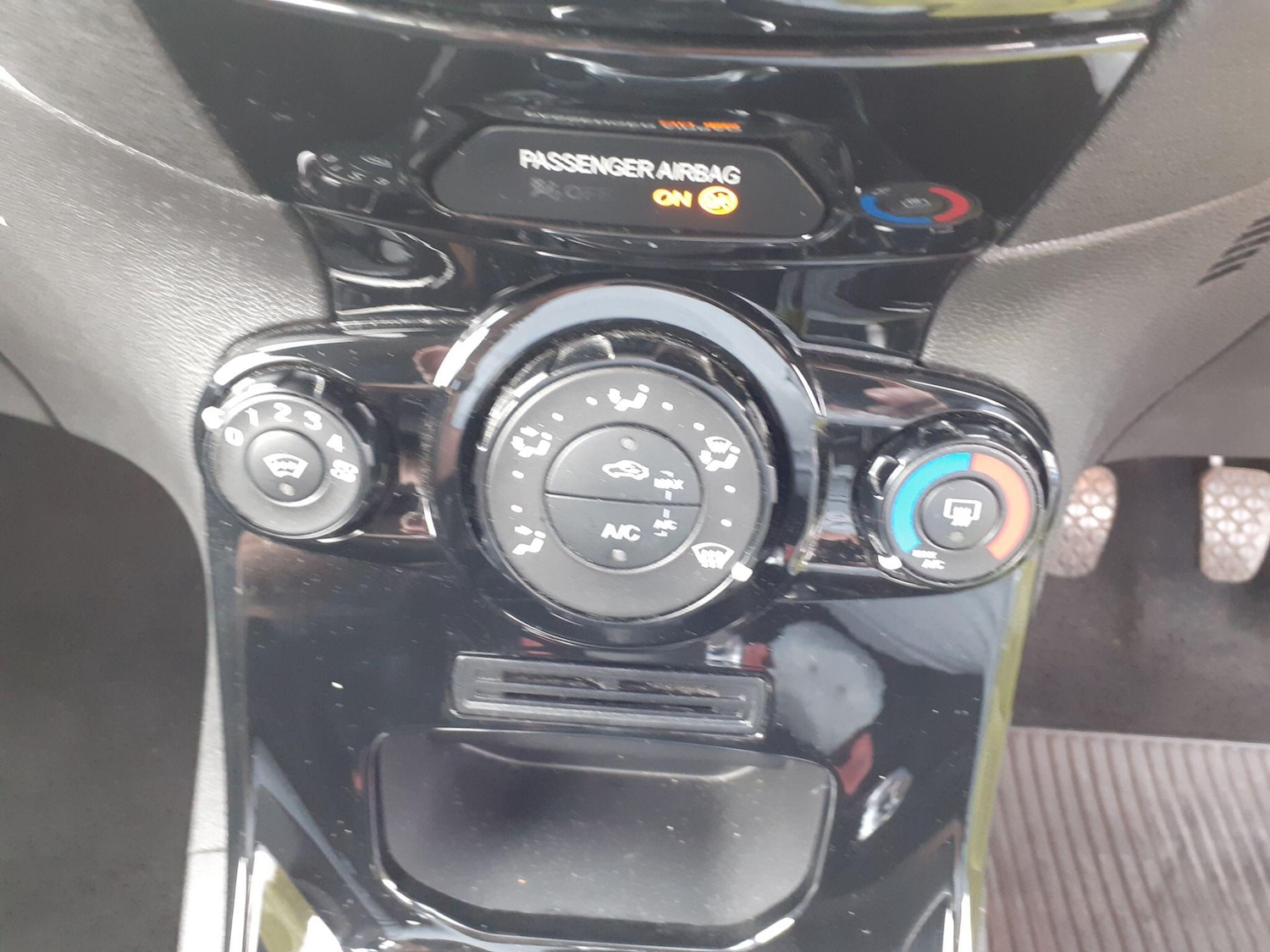 Used Ford Fiesta 2015 for sale - 76167000: Photo 18