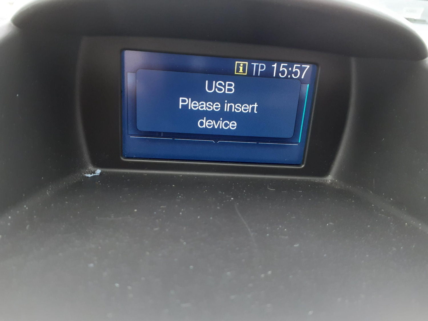 Used Ford Fiesta 2015 for sale - 76167000: Photo 22