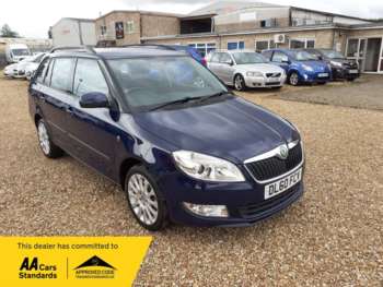 2011 (60) - 1.6 TDI CR 105 Elegance 5dr