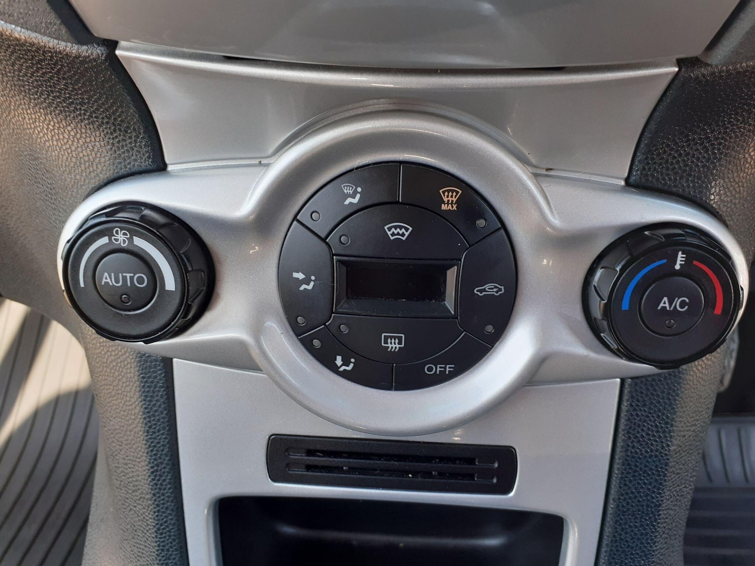 Used Ford Fiesta for sale - 77853081: Photo 17