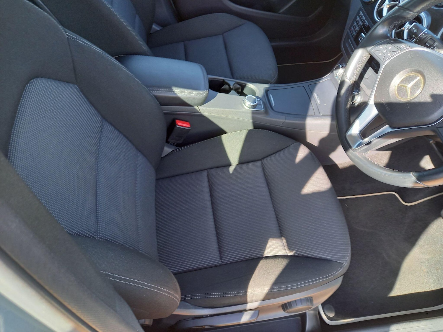 Used Mercedes-Benz B Class 2014 for sale - 78170268: Photo 15