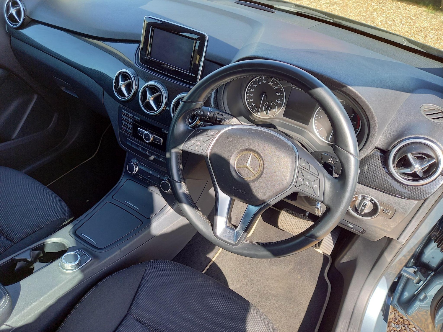 Used Mercedes-Benz B Class 2014 for sale - 78170268: Photo 16