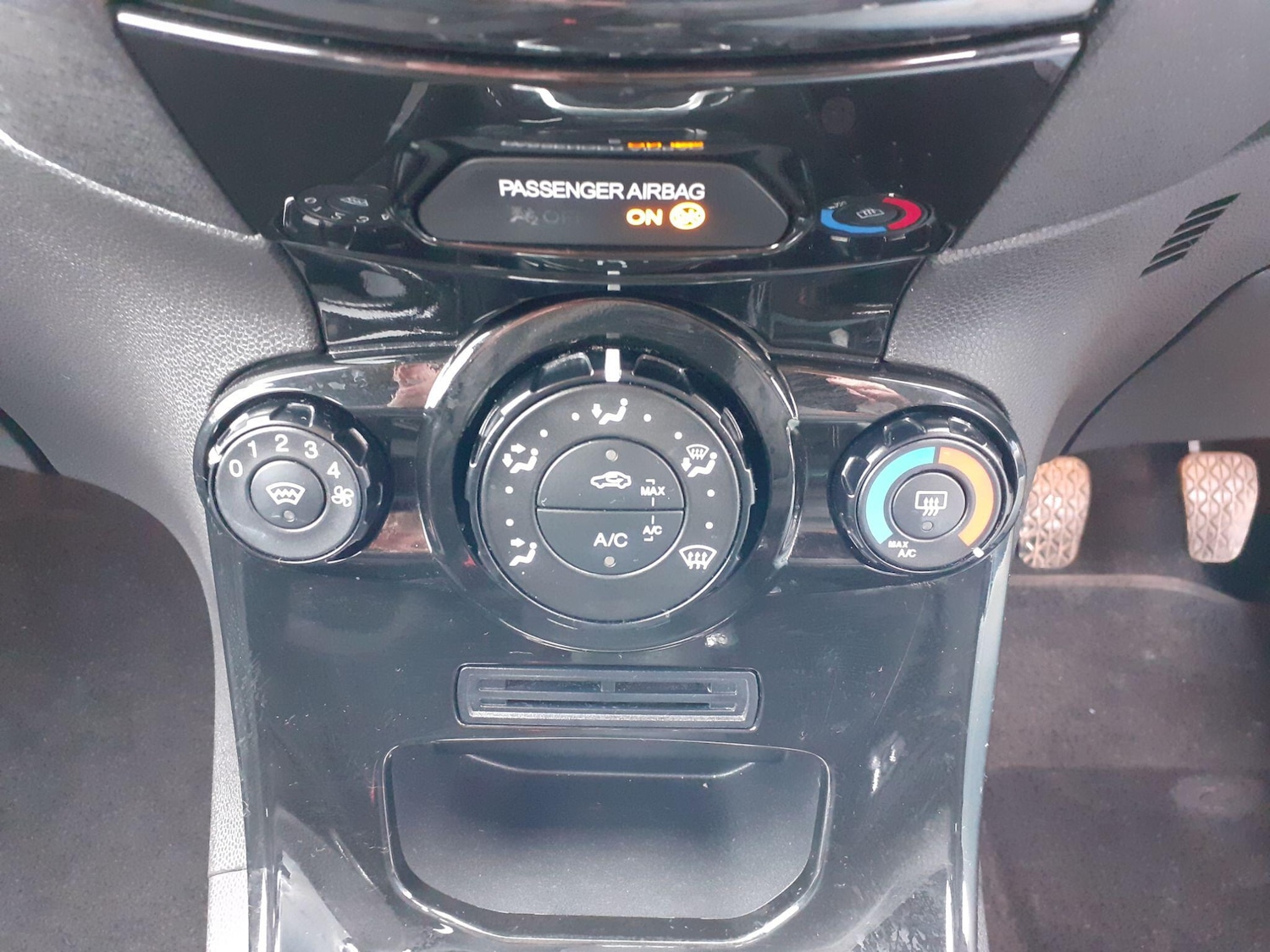 Used Ford Fiesta 2013 for sale - 77612195: Photo 16