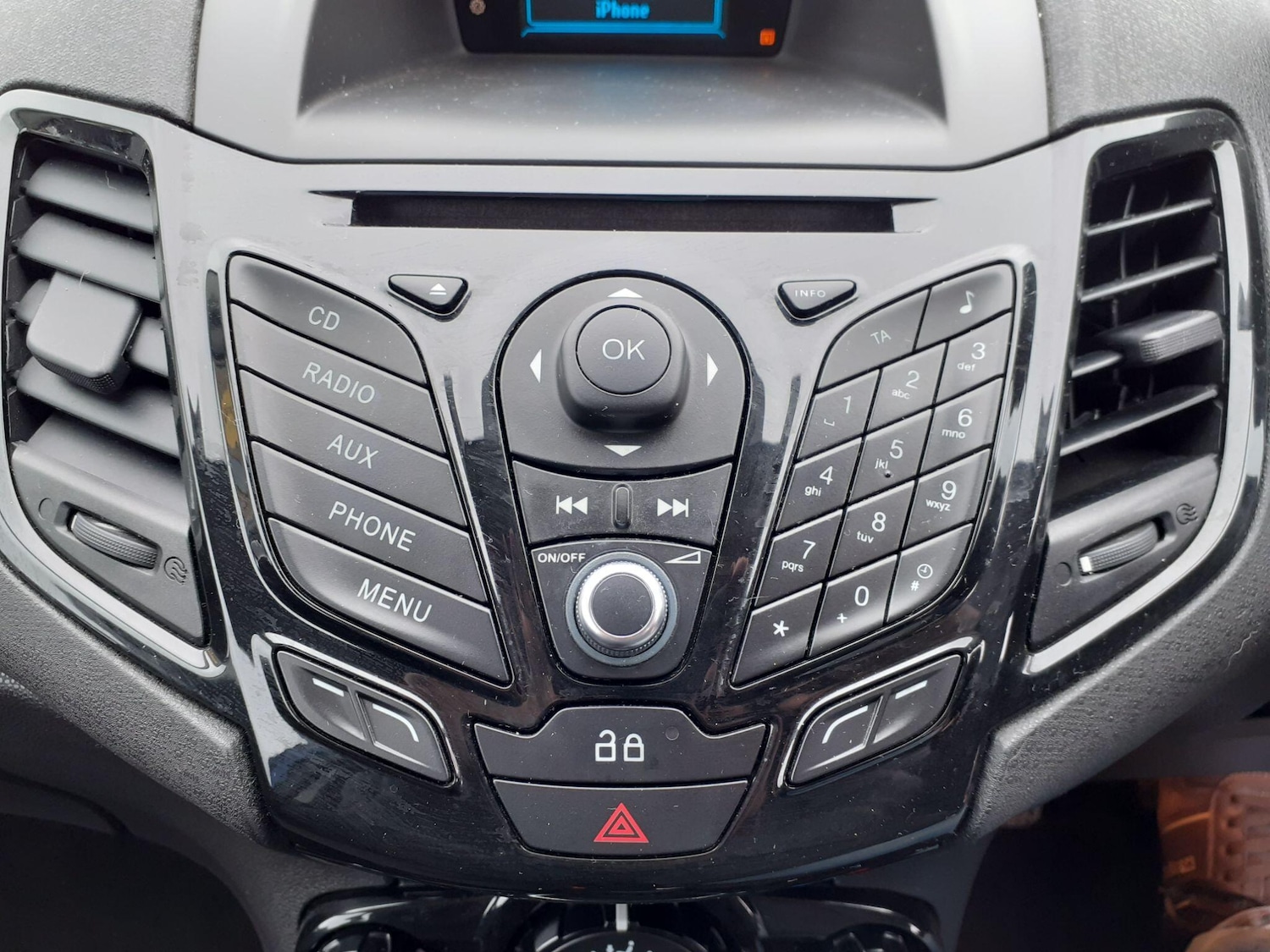 Used Ford Fiesta 2013 for sale - 77612195: Photo 17