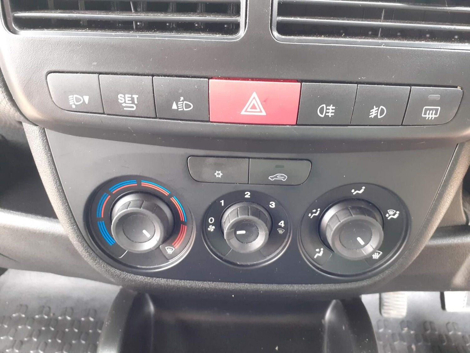 Used Fiat Doblo 2018 for sale - 76945682: Photo 14