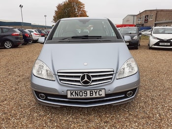 Used Mercedes-Benz A-Class 2009 for sale - 76227155: Photo 2