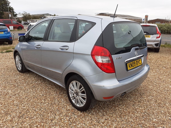 Used Mercedes-Benz A-Class 2009 for sale - 76227155: Photo 5
