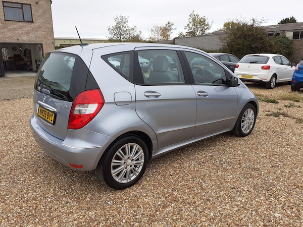 Used Mercedes-Benz A-Class 2009 for sale - 76227155: Photo 7