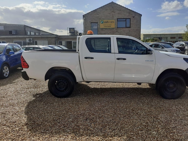 Used Toyota Hilux 2019 for sale - 75507627: Photo 9
