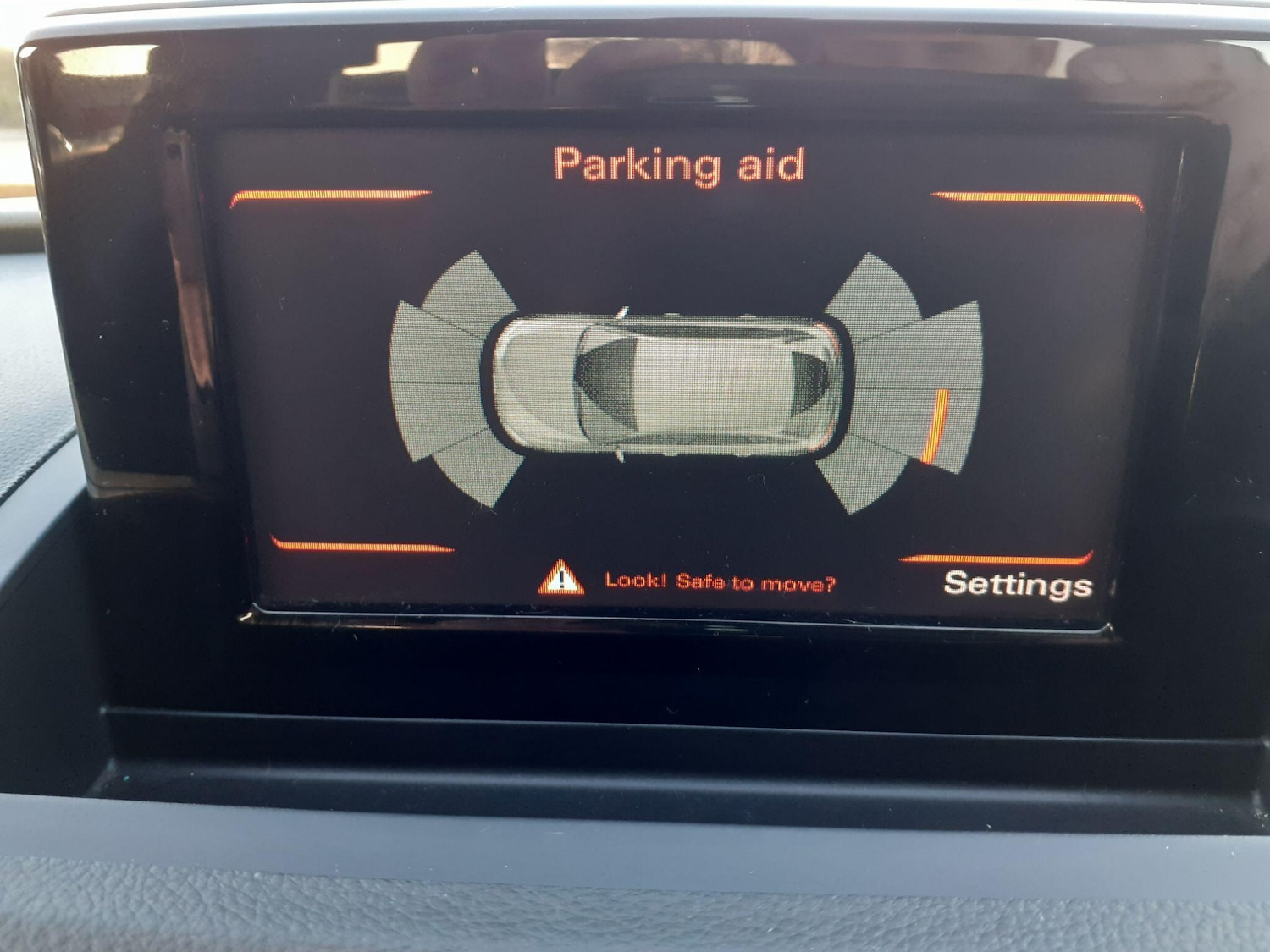 Used Audi Q3 2014 for sale - 76780780: Photo 20