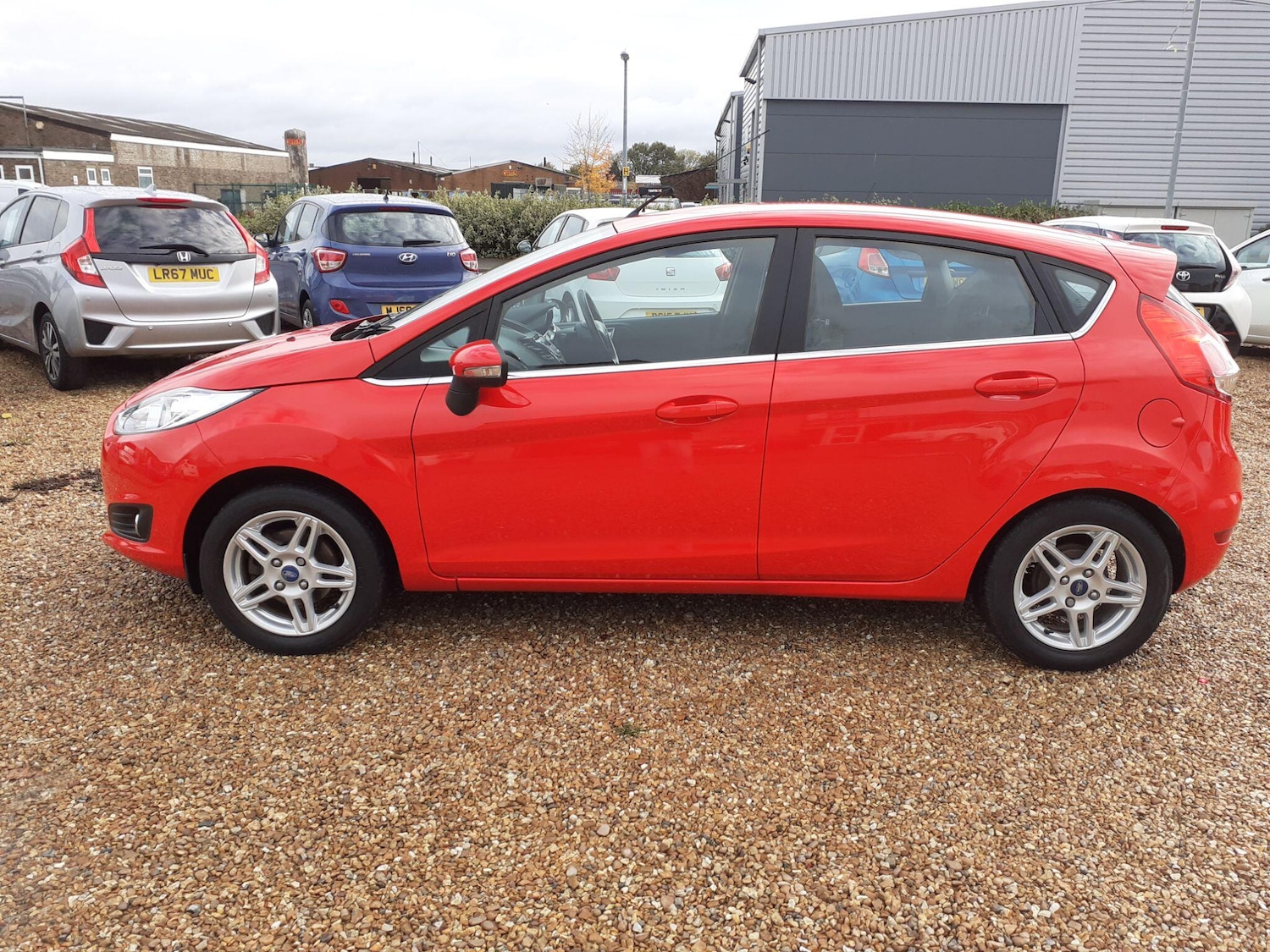 Used Ford Fiesta 2013 for sale - 76360724: Photo 4