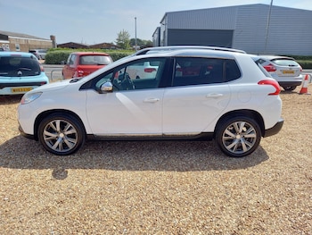 Used Peugeot 2008 2014 for sale - 79337022: Photo