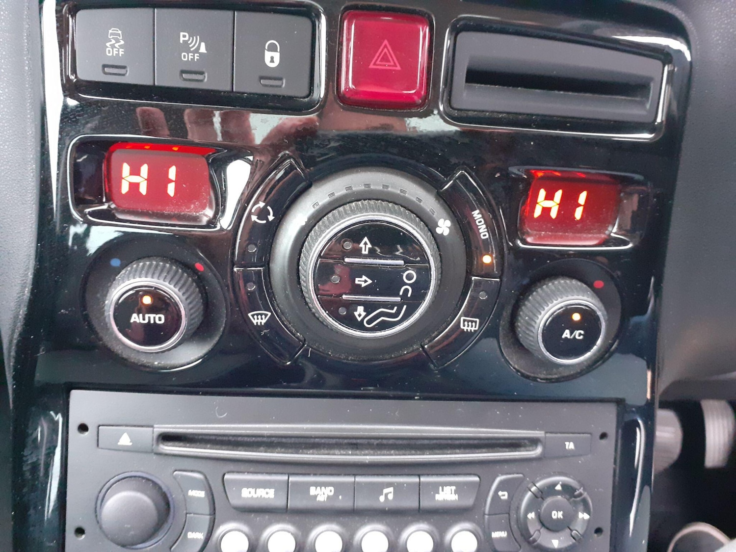 Used Citroen C3 Picasso 2016 for sale - 76512492: Photo 18