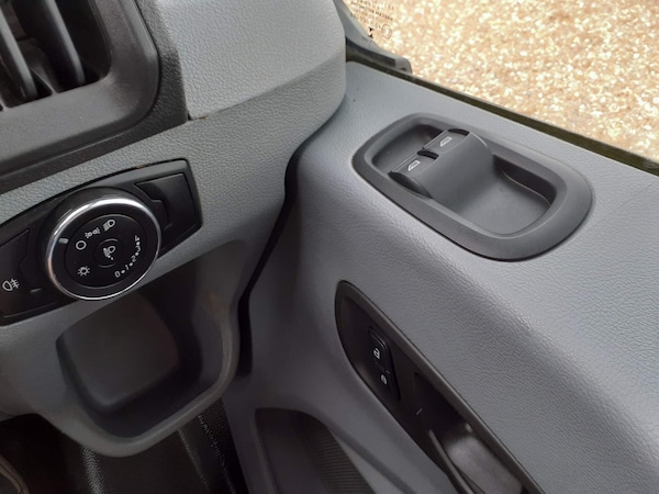Used Ford Transit 2017 for sale - 73416415: Photo 16