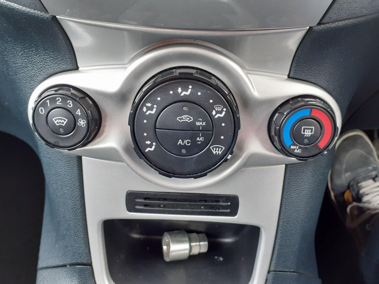 Used Ford Fiesta 2011 for sale - 76473591: Photo 21