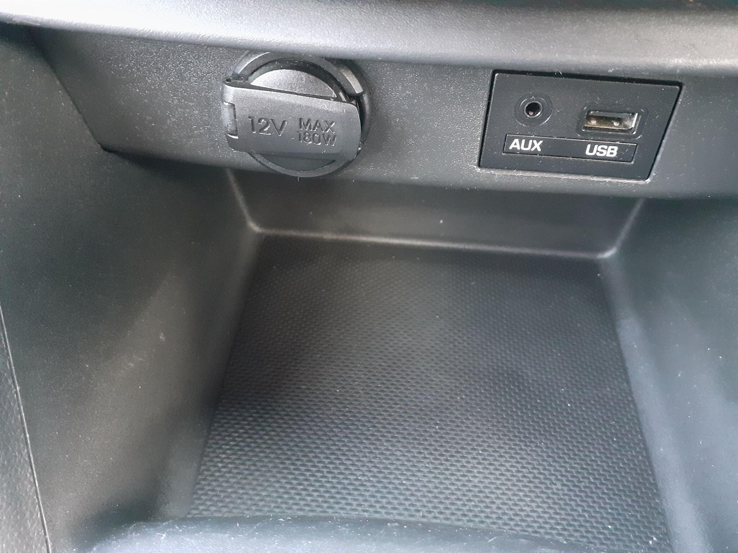 Used Hyundai i10 2018 for sale - 76735446: Photo 13