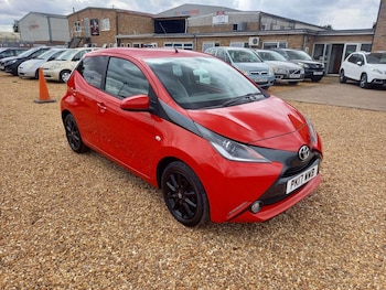 Used Toyota AYGO 2017 for sale - 79553850: Photo