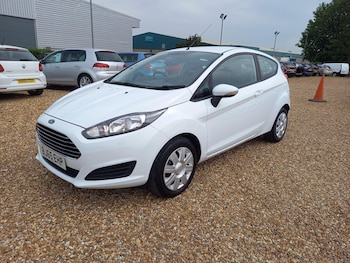 Used Ford Fiesta 2015 for sale - 79453293: Photo