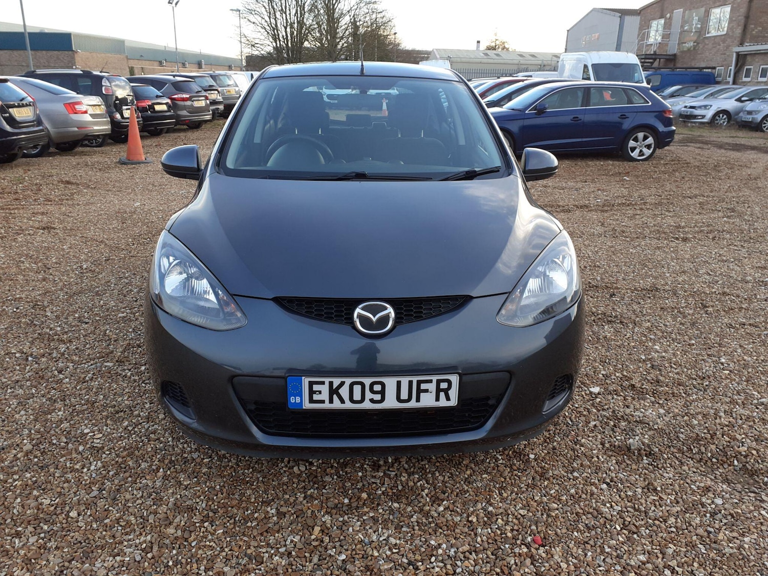 Used Mazda Mazda2 2009 for sale - 76714124: Photo 2