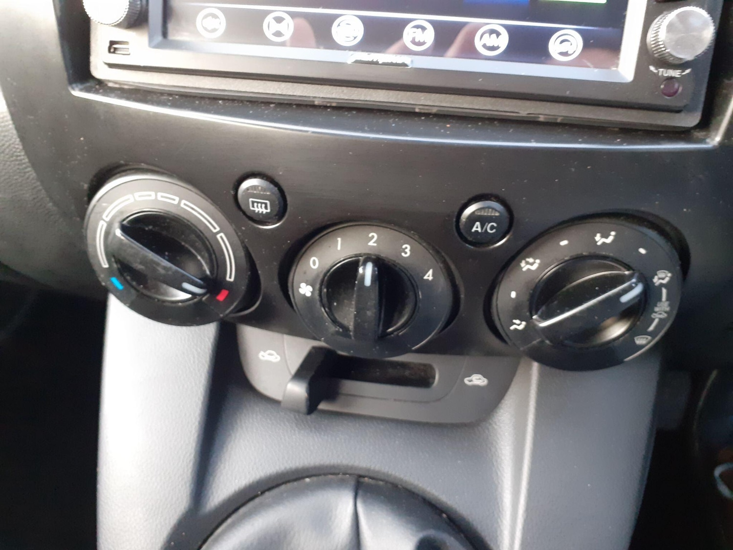 Used Mazda Mazda2 2009 for sale - 76714124: Photo 20