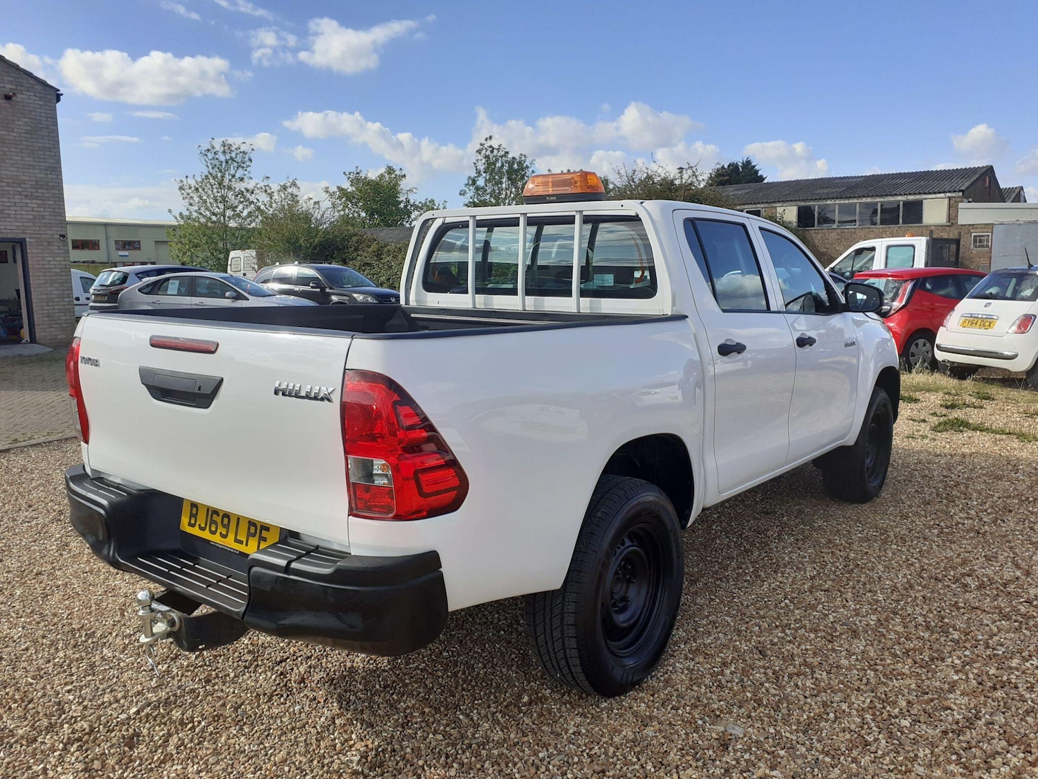 Used Toyota Hilux 2019 for sale - 77570477: Photo 8