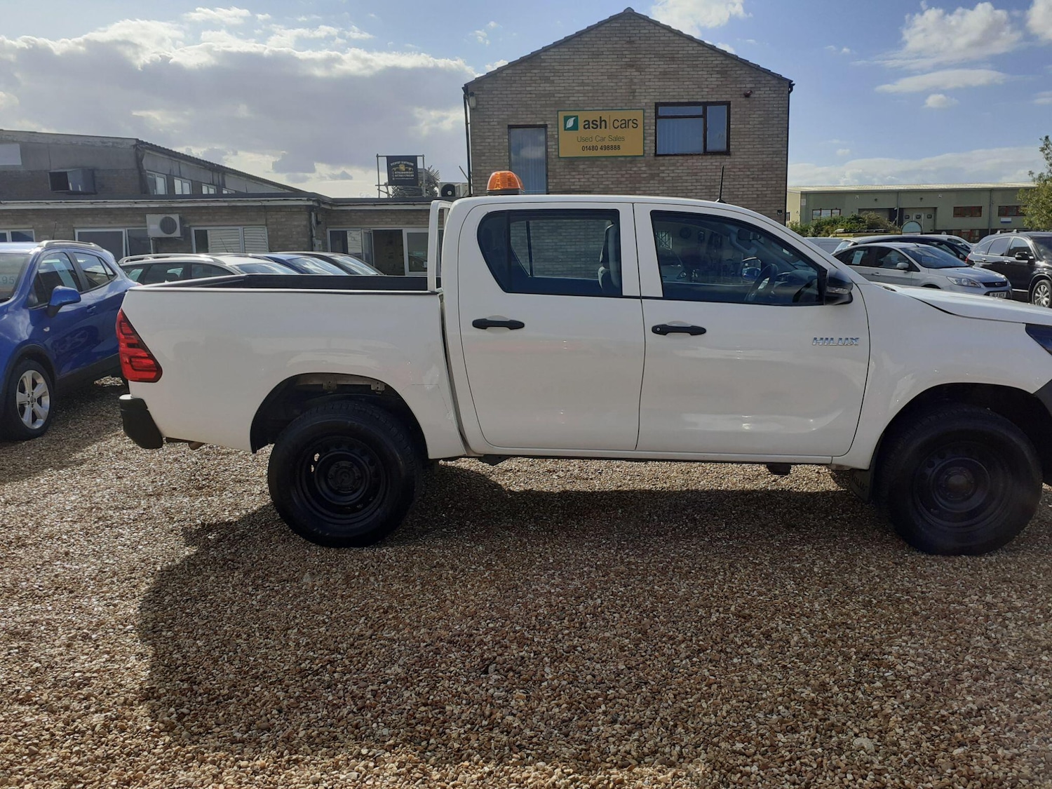 Used Toyota Hilux 2019 for sale - 77570477: Photo 9