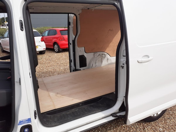 Used Vauxhall Vivaro 2020 for sale - 75608940: Photo 14