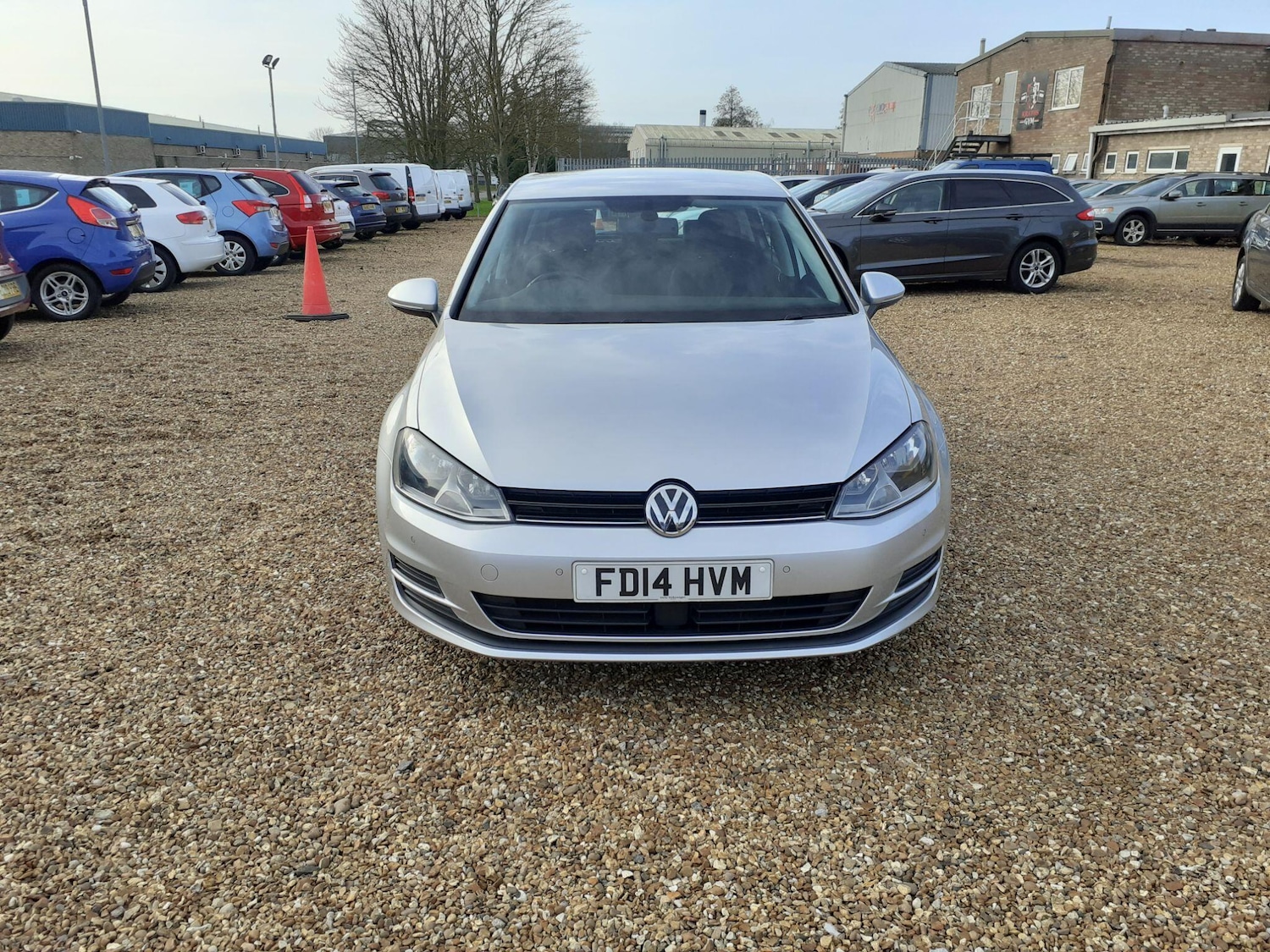 Used Volkswagen Golf 2014 for sale - 77647034: Photo 2