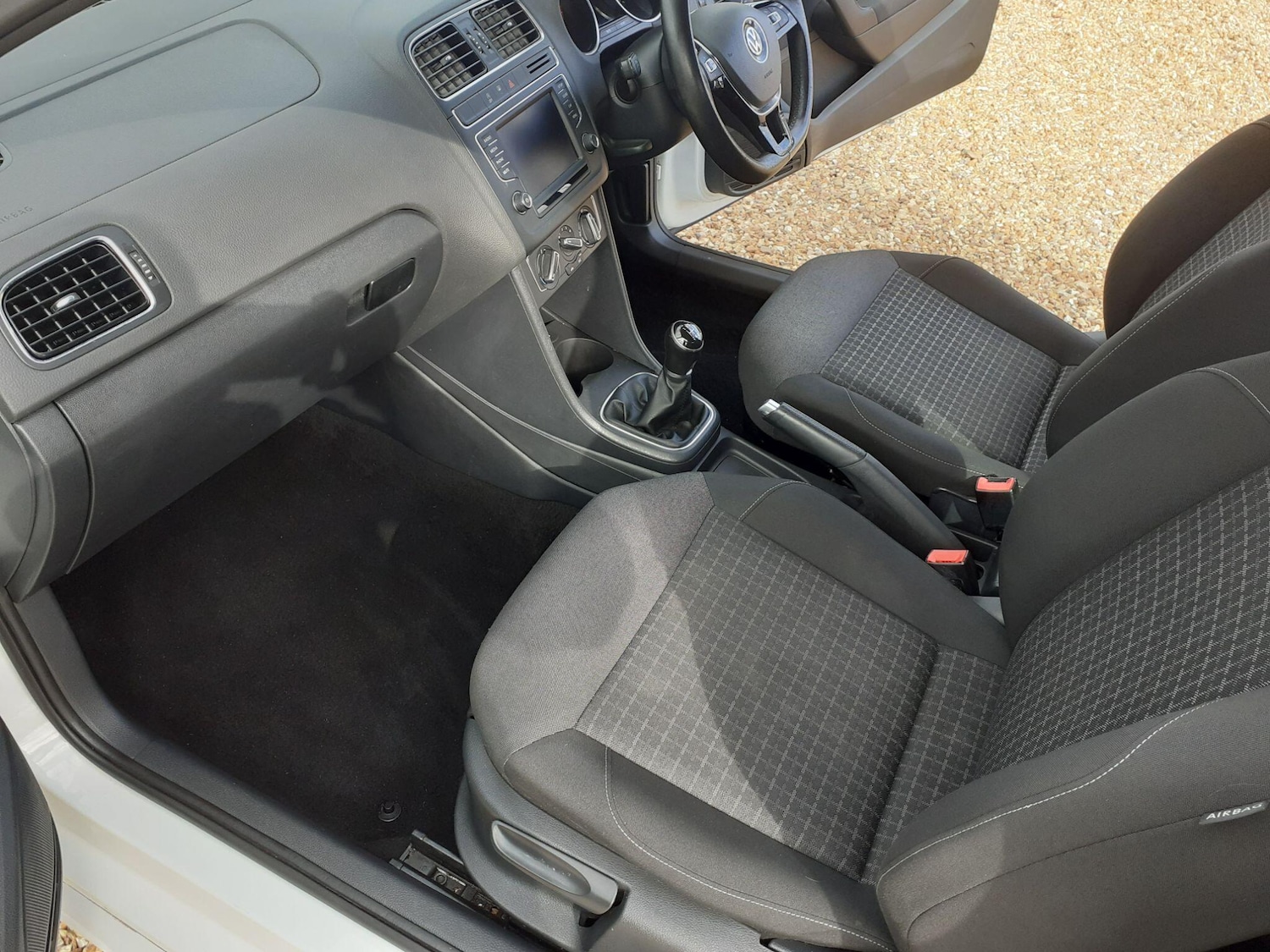 Used Volkswagen Polo 2015 for sale - 78086754: Photo 15