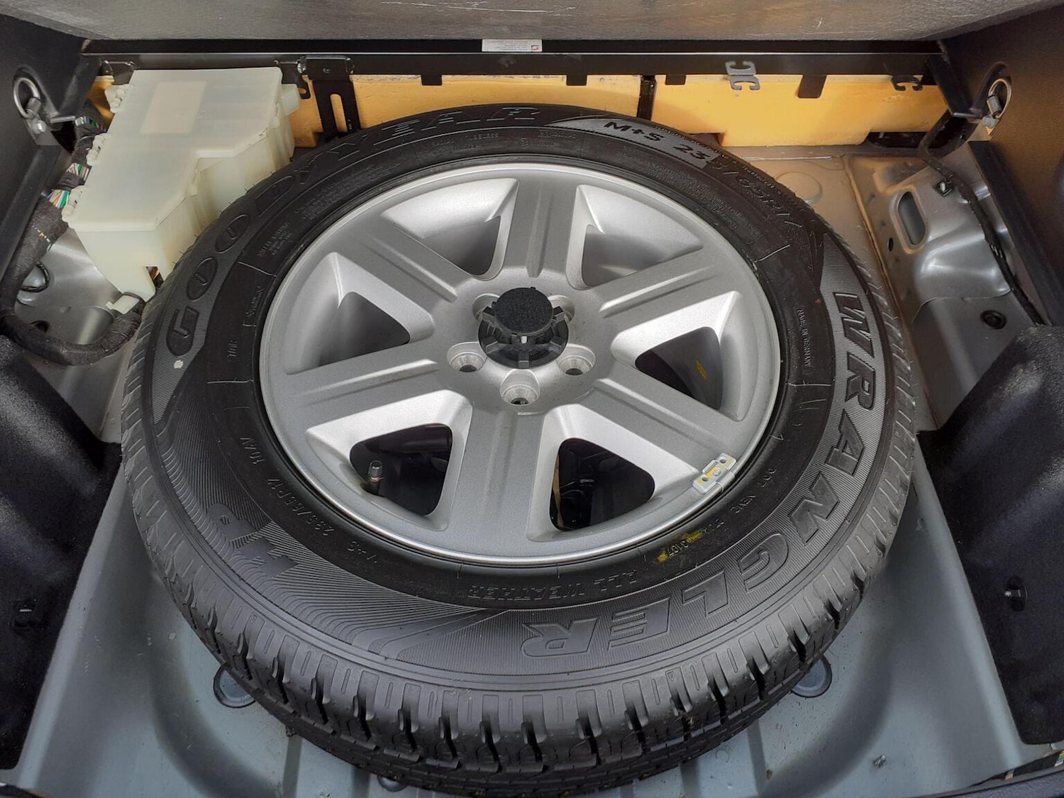 Used Land Rover Freelander 2013 for sale - 76945672: Photo 11